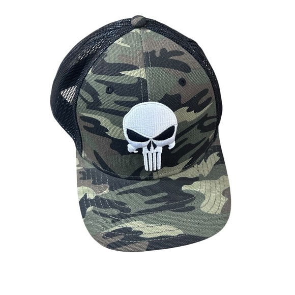 Marvel Punisher Camouflage Trucker Snap-Back Cap Hat Comic Book Skull - Picture 1 of 5